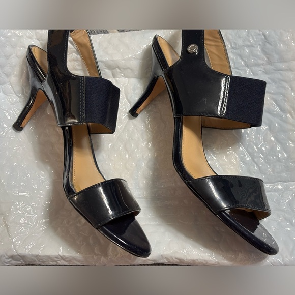 ANTONIO MELANI Shoes - Size 7M Dark Navy Heels